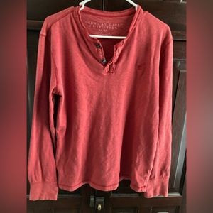 Mens medium American Eagle super soft pullover.